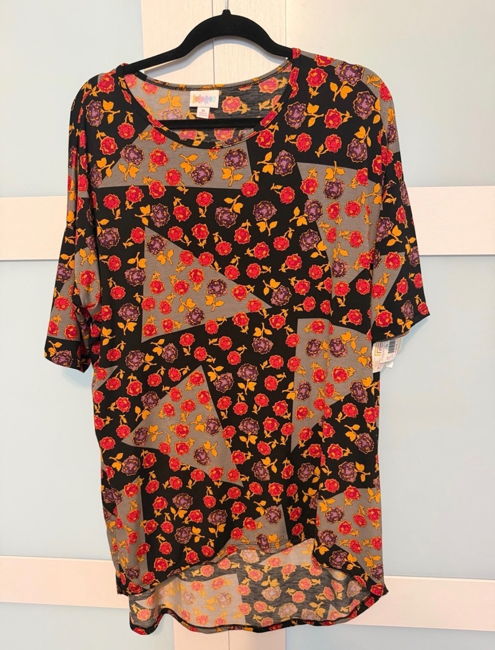 LuLaRoe Irma Tunic Top M NWT